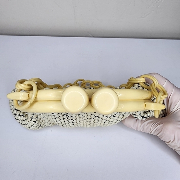 Vintage 40's Alumesh Whiting & Davis Co. Mesh Purse w/Bakelite Frame and Closure - Picture 7 of 11